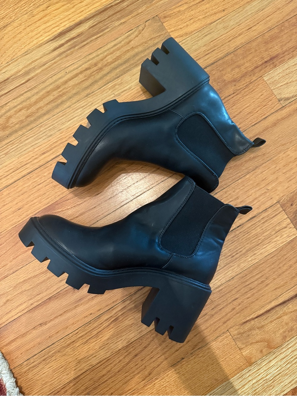 Forever 21 Black Chunky Lug Chelsea Booties